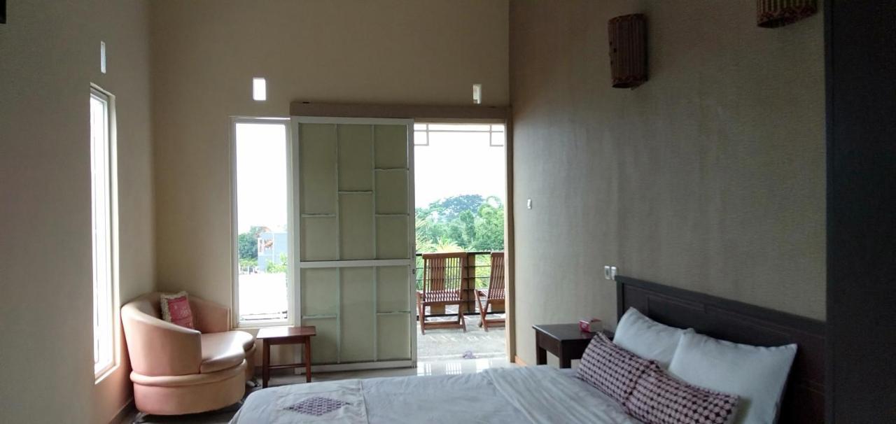 Bliss Family Cottage Batu Бату Екстер'єр фото