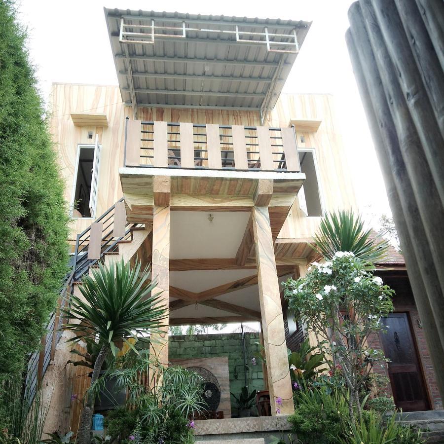 Bliss Family Cottage Batu Бату Екстер'єр фото