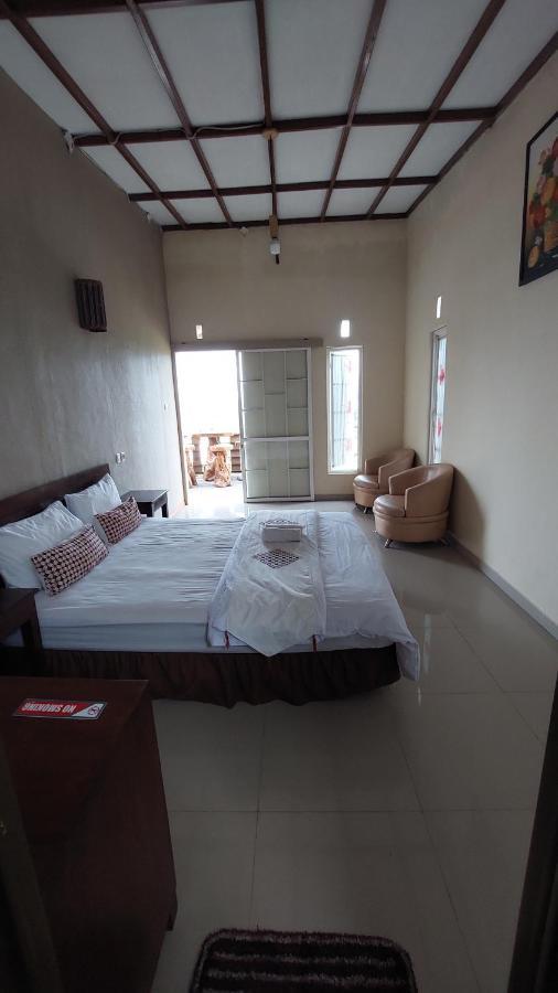 Bliss Family Cottage Batu Бату Екстер'єр фото