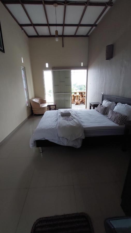 Bliss Family Cottage Batu Бату Екстер'єр фото